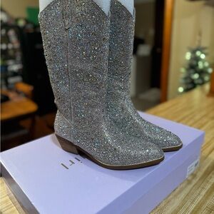 MADDEN GIRL WOMENS REDFORD-R WESTERN BOOT (Worn Once)